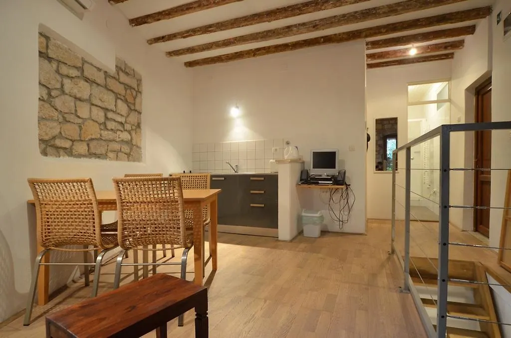 Apartment Il Cortile ロヴィニ